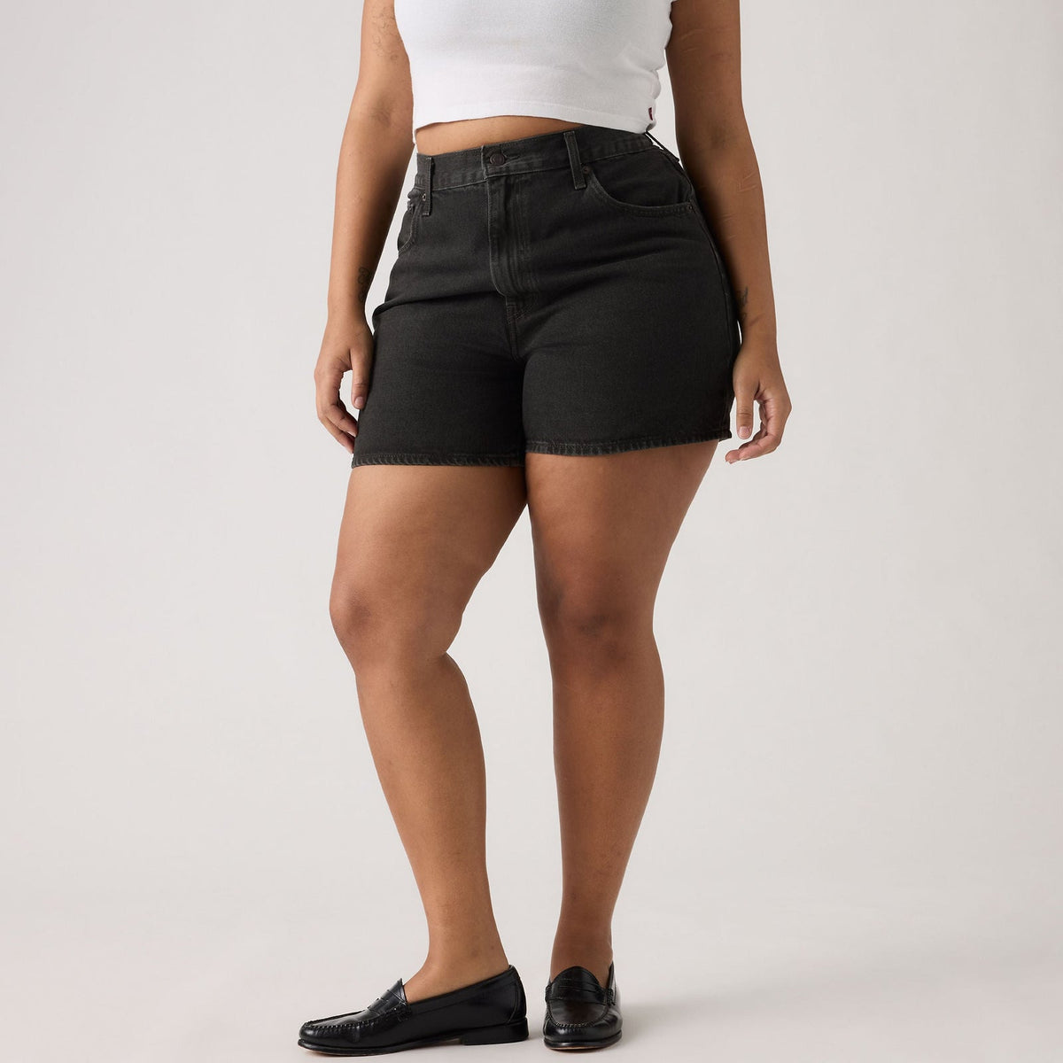 LEVIS CINCH MID-THIGH SHORT OPEN MIND