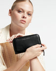 STATUS ANXIETY YET TO COME WALLET