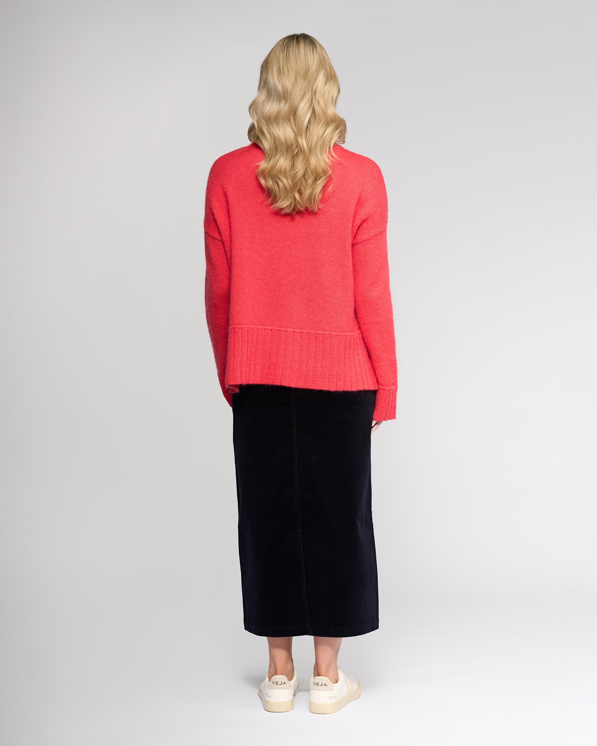 VASSALLI ORBIT SWEATER ROUND NECK SWEATER