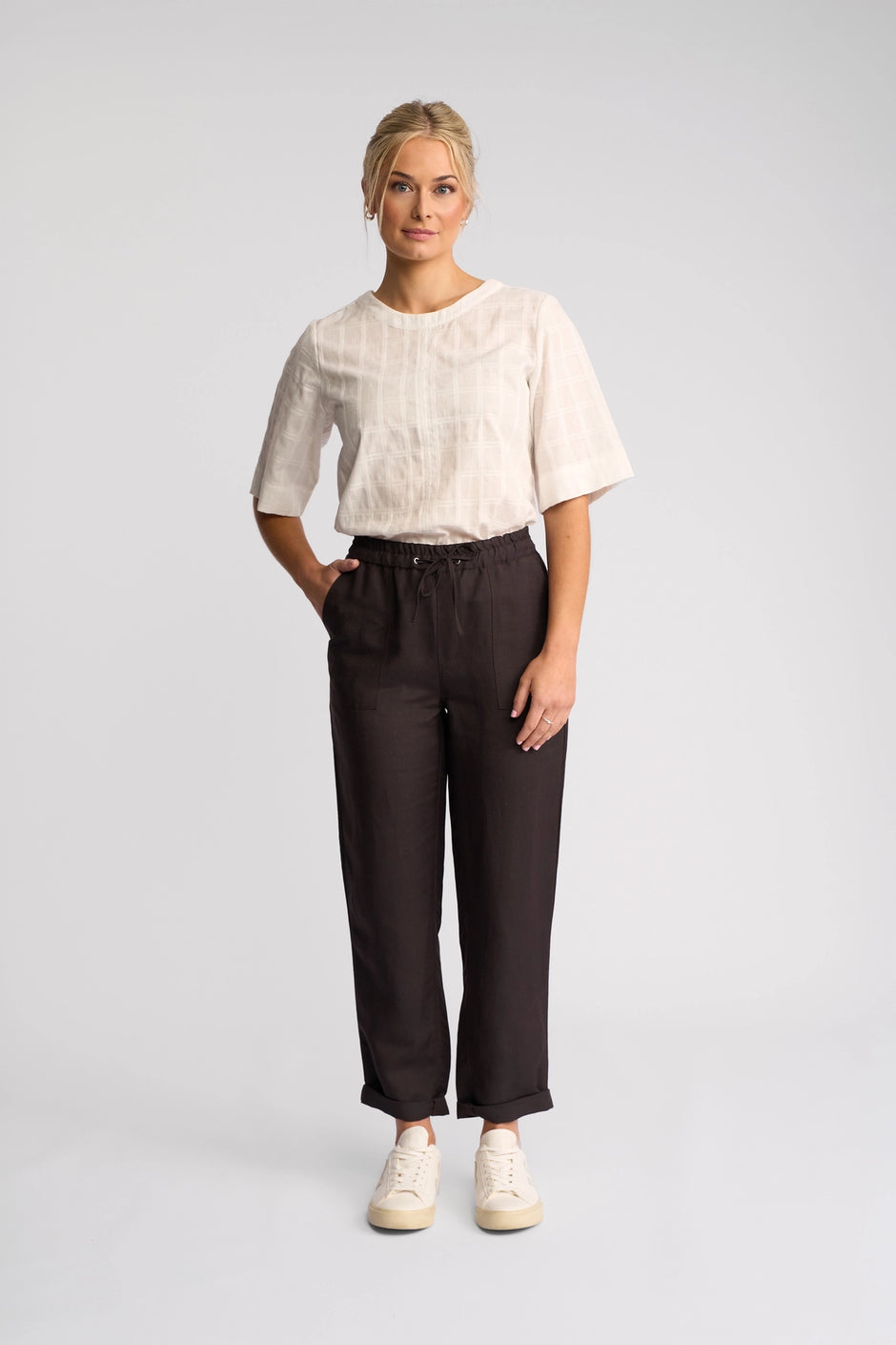 VASSALLI OXFORD SLIM LEG ANKLE GRAZER PANT