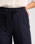 VASSALLI OXFORD SLIM LEG ANKLE GRAZER PANT