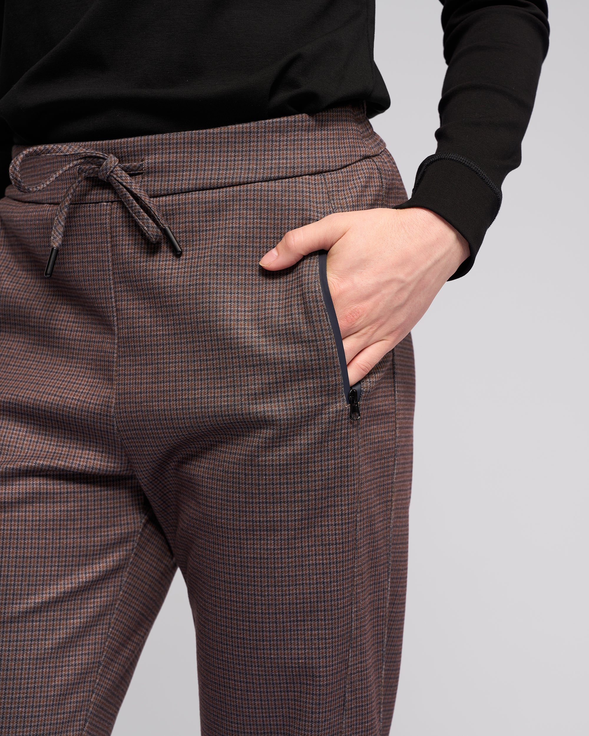 VASSALLI BROOKLYN PANT SKINNY LEG ANKLE GRAZER PULL ON