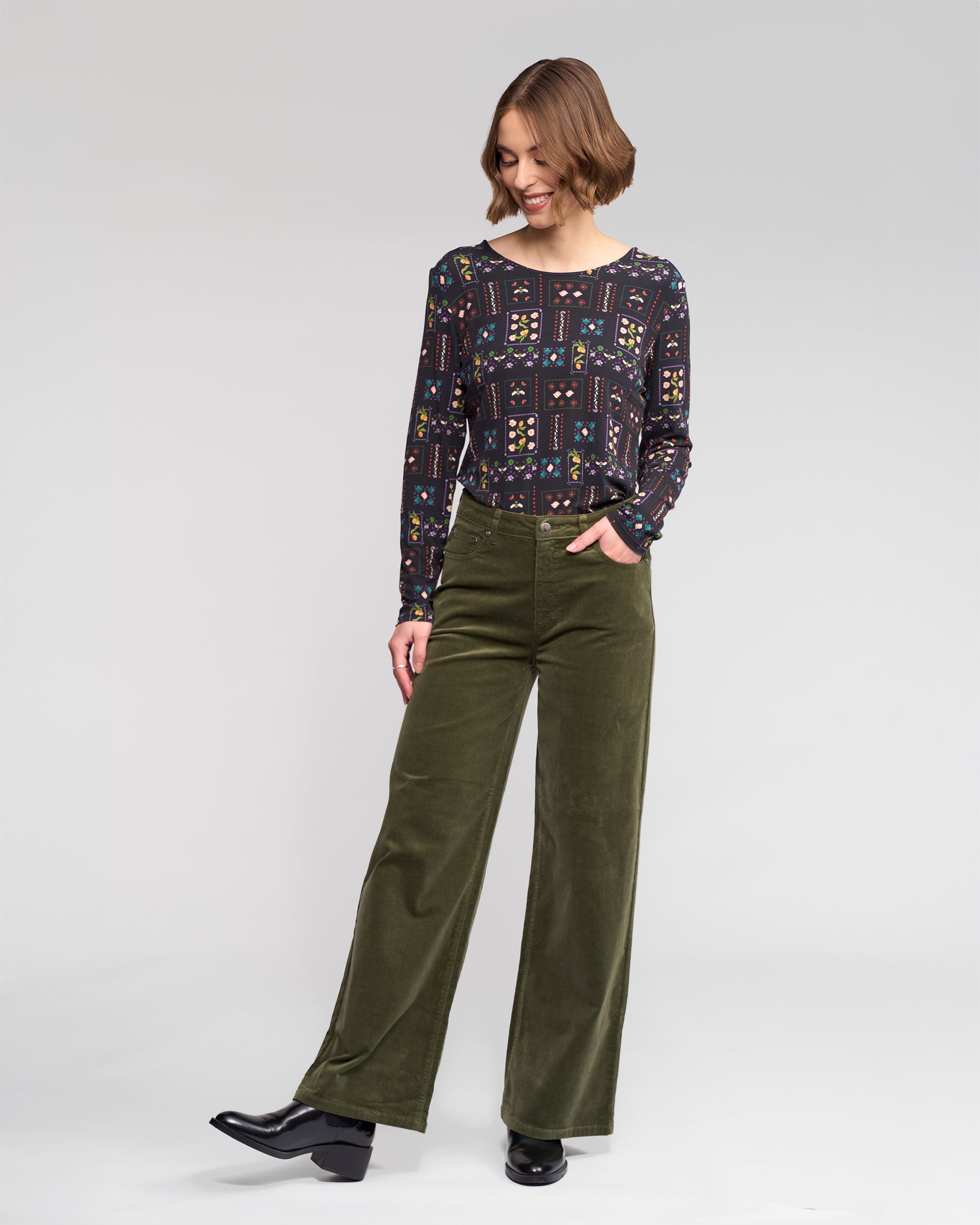 VASSALLI EMPIRE CORD PANT WIDE LEG FULL LENGTH