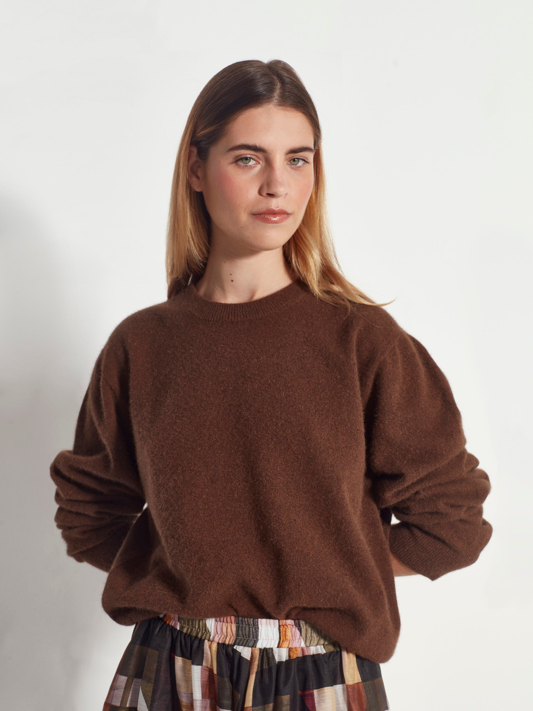 JULIETTE HOGAN DION CREW ( PERINO KNIT )